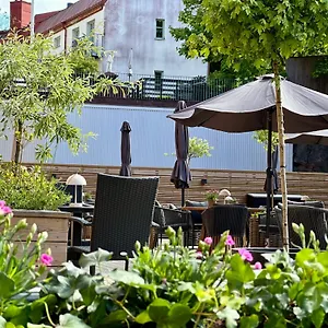 Spar Majorna Hotel